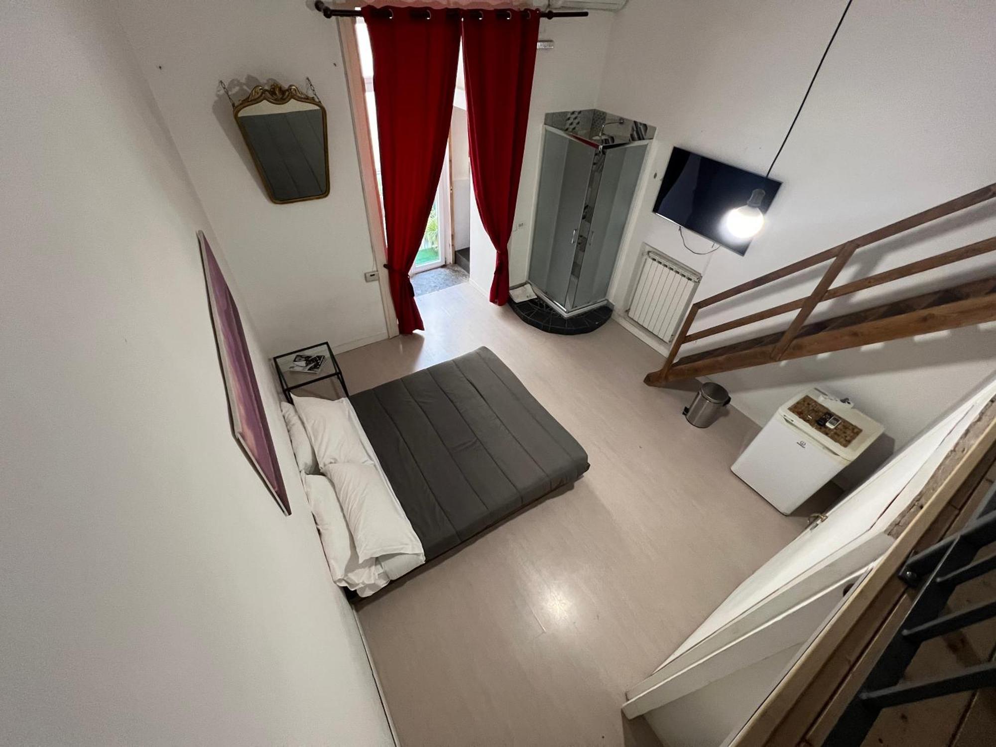Carafa'S Central Apartment By Hhn Naples Luaran gambar