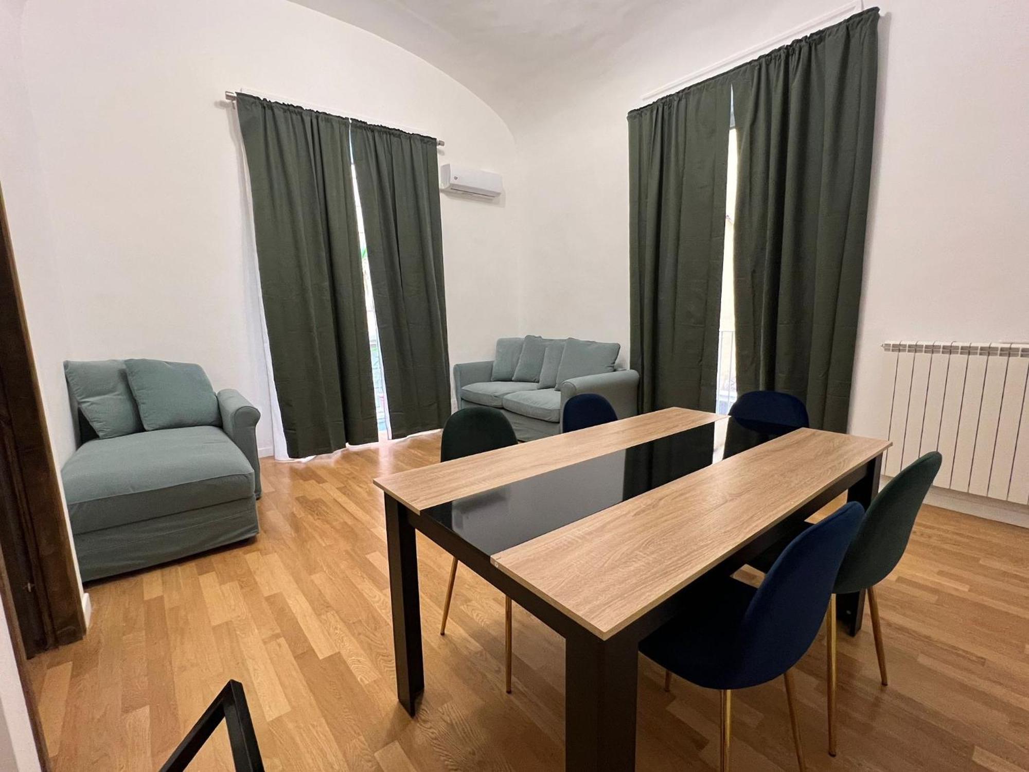 Carafa'S Central Apartment By Hhn Naples Luaran gambar