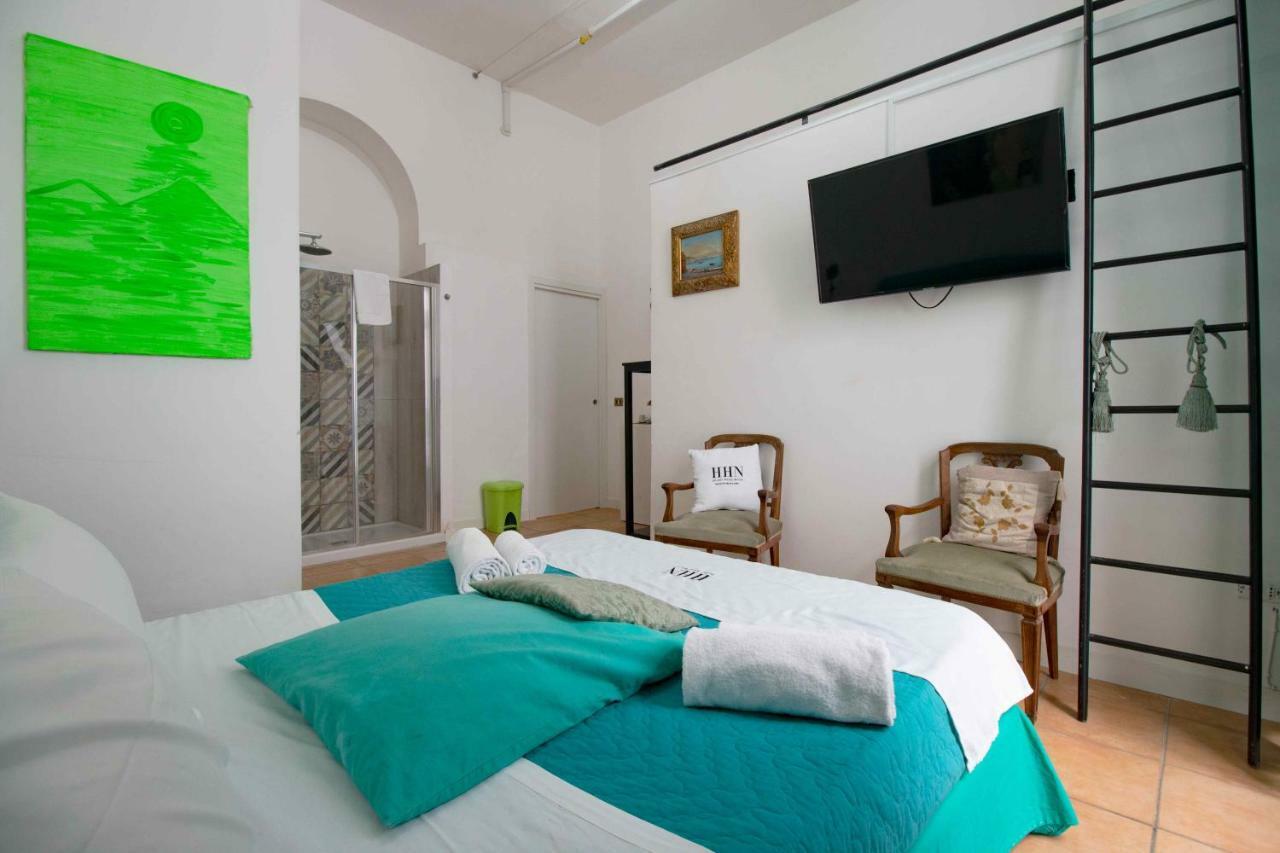 Carafa'S Central Apartment By Hhn Naples Luaran gambar
